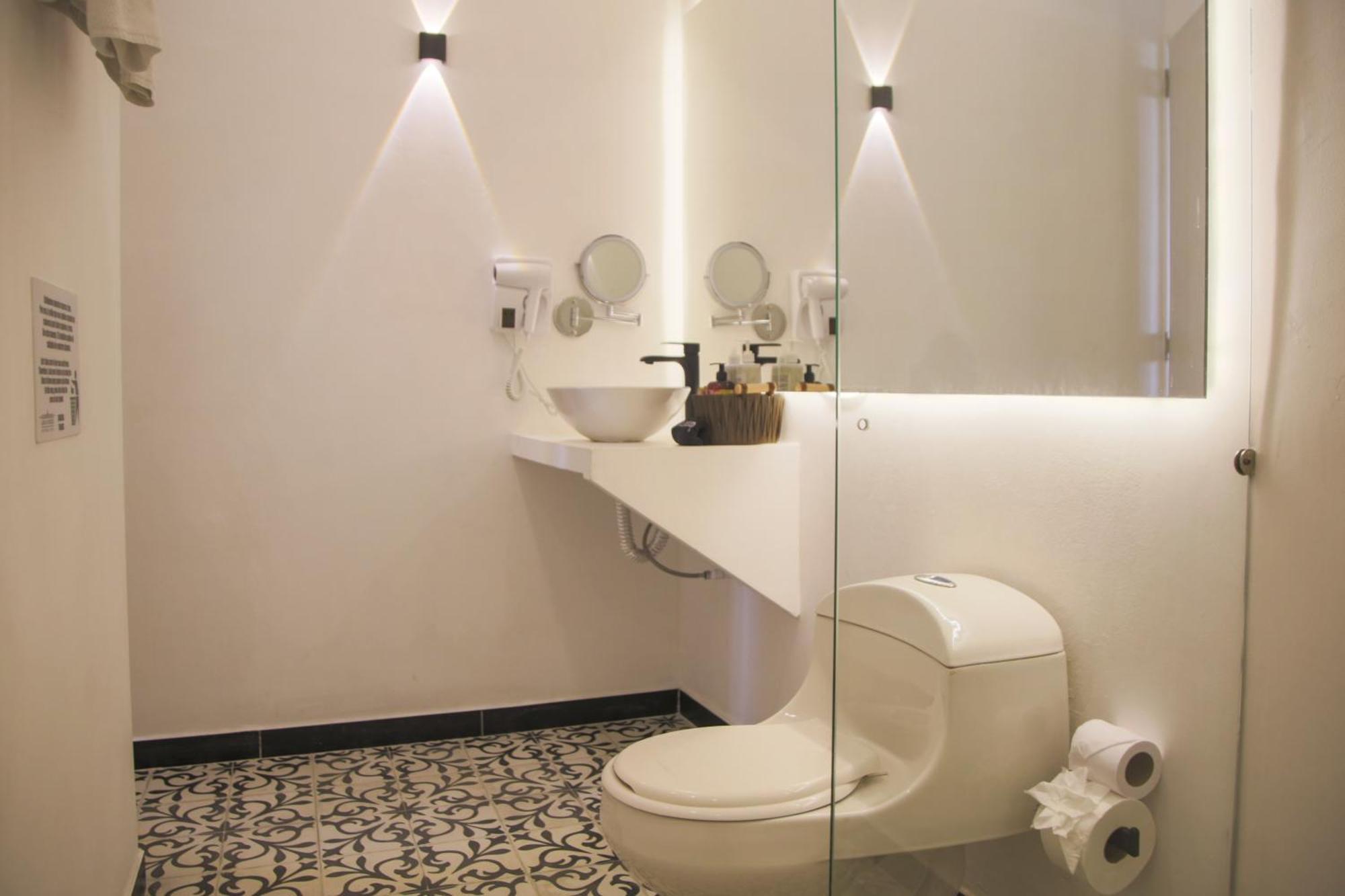 Junior Suite,1742757624:JPEG