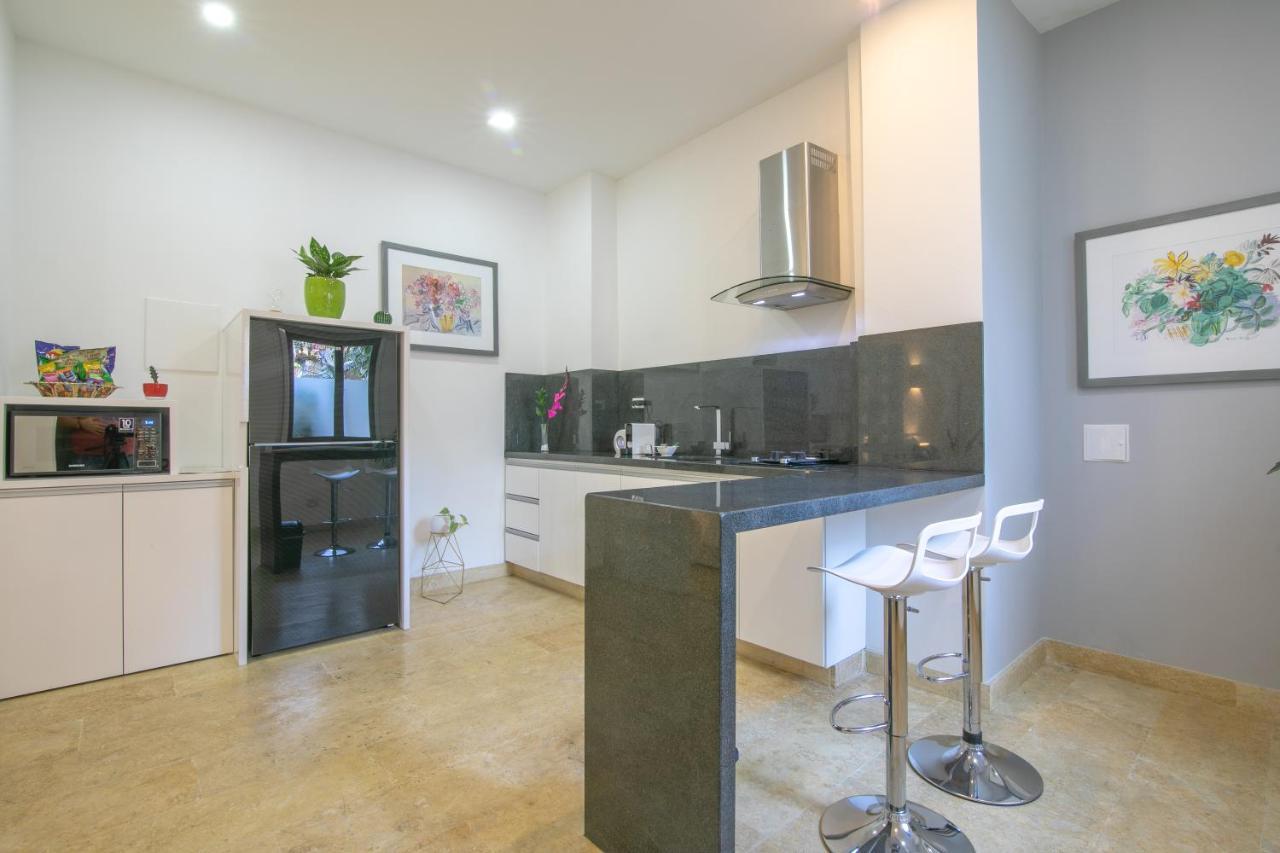 Apartment,758448250:JPEG